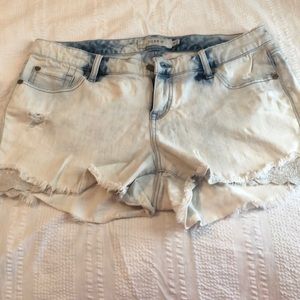 White wash denim shorts